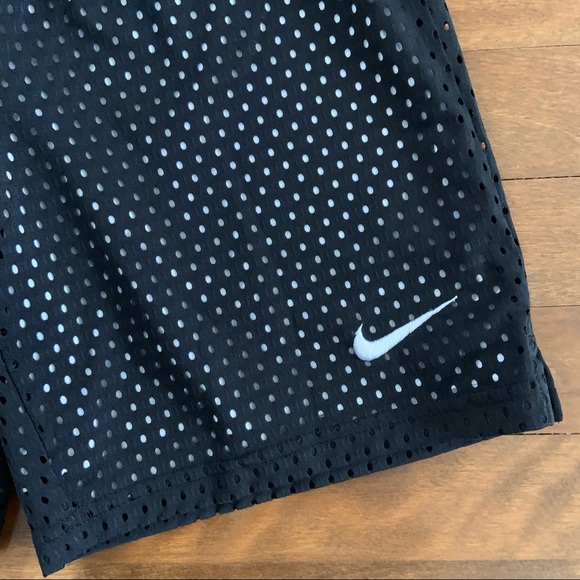 Nike Dri-Fit Shorts for Girls / Size M - Picture 2 of 4
